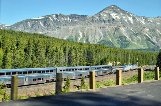 7 25 Eastbound Empire Builder at Marias Pass  by Loco Steve licenced CC BY 2 0.jpg